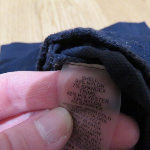 TITLE NINE Clamber 13" Shorts in Navy Outdoor Gorpcore Hiking Sport - Size US 12 - Picture 13 of 14